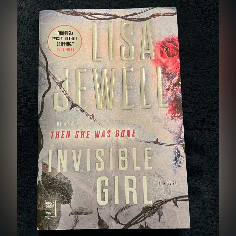 Lisa Jewel paperback book, Invisible Girl. New.‎ Excellent condition.